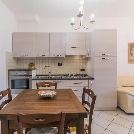 Apartment Grazioso Bilocale Centro Palau